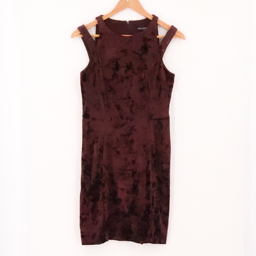 Maggy London Crushed Velvet Sheath Dress Womens Size 6 Burgundy Whimsigoth Party
